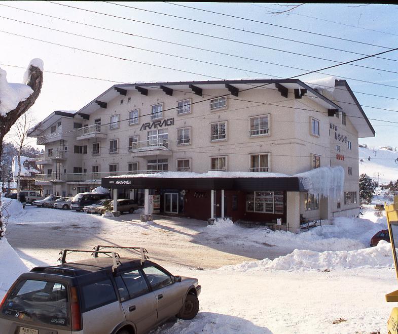 Hotel Araragi Yamanouchi  Exteriör bild